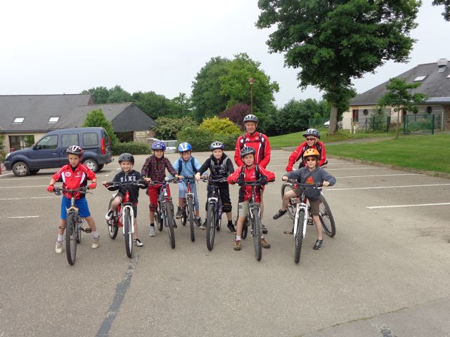 sortie vtt avec les enfants de l’école St Michel